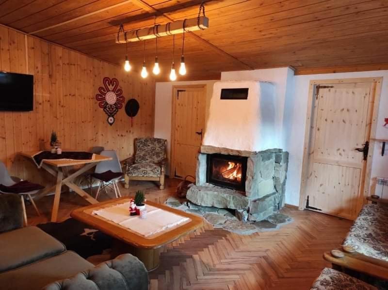 Chalpa Na Skarpie Villa Meszna Exterior foto